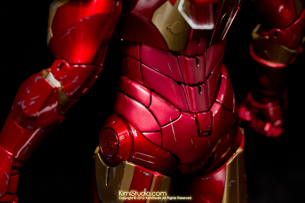 2012.09.13 MMS110 Hot Toys Iron Man Mark III 戰損-009