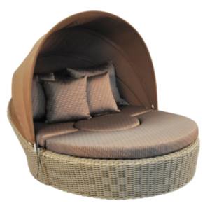 outdoor wicker canopy daybed