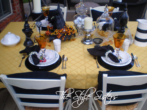 Black and yellow tablescape Halloween