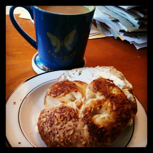 Good Morning! #asiagocheese #bagel #creamcheese #coffee #breakfast #food #yumo #lifeisgood