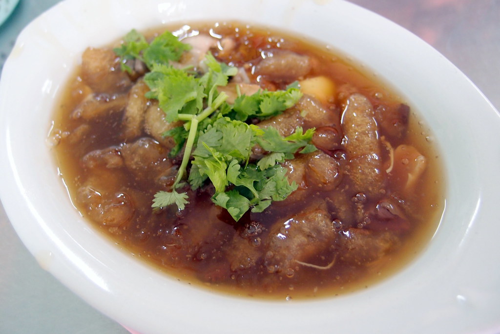 Must Try Bangkok Food: Fish Maw Soup in a plate