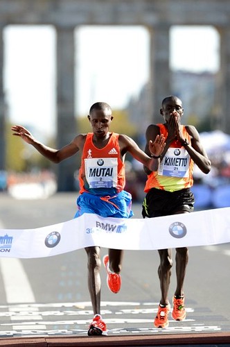 Mutai gana el Maraton BMW de Berlín 2012