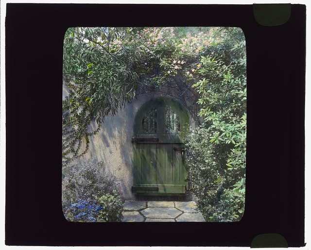 [Wellington Stanley Morse house, 450 South San Rafael Avenue, San Rafael Heights, Pasadena, California.  (LOC)