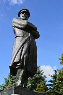 Statue of Captain Edward Smith, RD, RNR in Beacon Park Lichfield