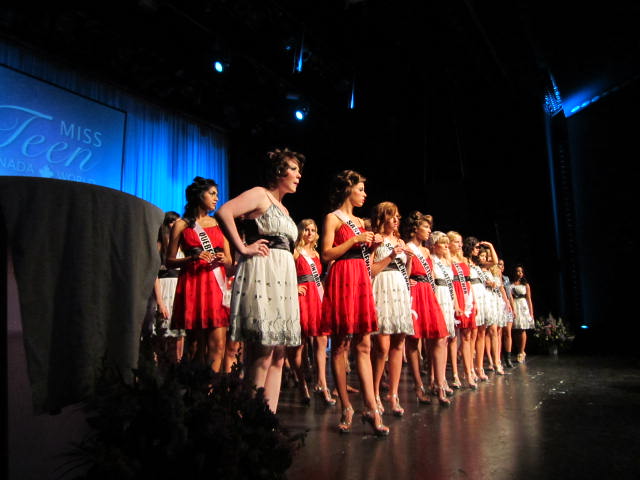 on stage, dress rehearsal, 2012, Miss Teenage Canada 