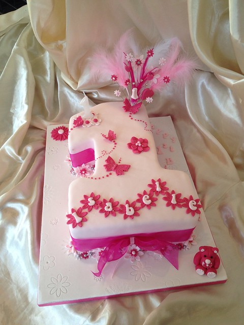 Baby girls 1st birthday cake | Flickr - Photo Sharing!