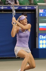 2012.09.27 Sharapova  falls to Stosur