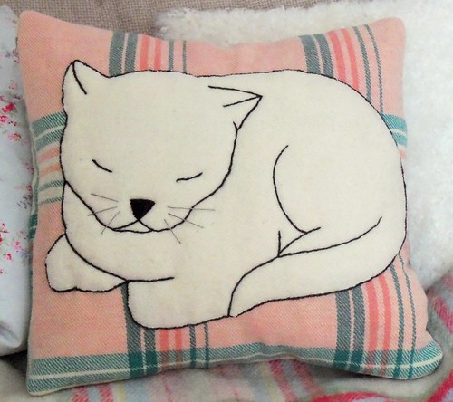 Cosy Cat Cushion