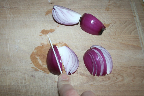 22 - Zwiebel schneiden / Cut onion