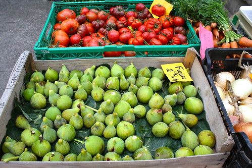 Green Figs, Colourful Tomatoes at Lezignan market