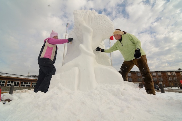 Lutsen Family Festival snow sculpture