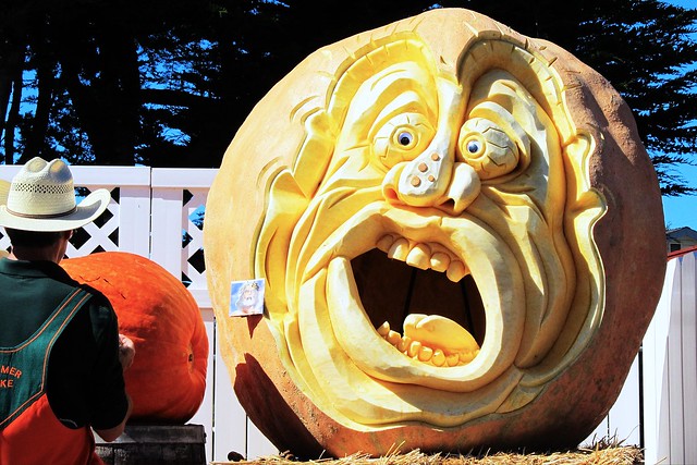Farmer Mike Pumpkin Carving - Half Moon Bay, Ca