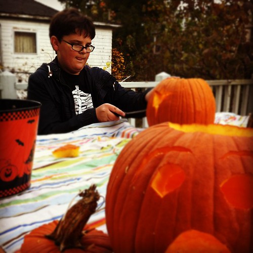 we almost always carve our pumpkins on Samhain day #unschooling #samhain #halloween