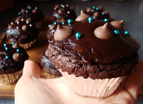 Chocolate Custard Muffin with Treacle Fudge Frosting
