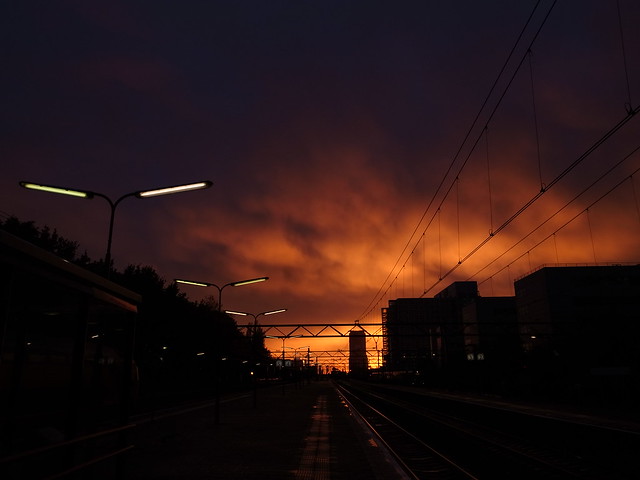 sunset at station Laan v NOI