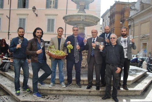 Presentazione Sagra dell'uva in tour, foto ricevuta dal Comune di Marino