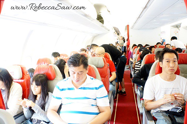 wackybecky japan trip - rebeccasaw - airasia premium seats-035 (19)