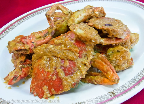 de foodland manjalara crabs with salted egg yolk R0019335 copy