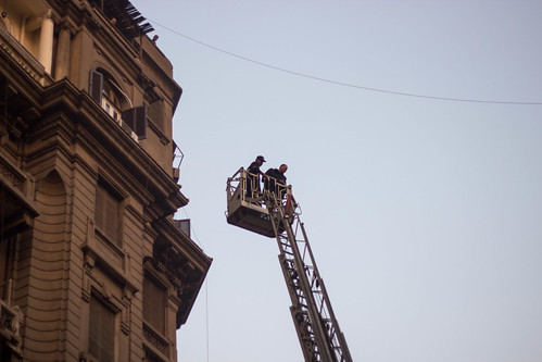 Small fire in downtown Cairo