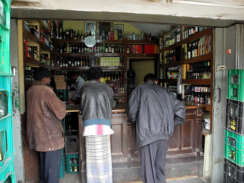 Local Pub in Nuwara Eliya