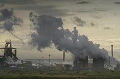 英格蘭Steelworks火力發電廠正在排放有毒空氣污染物與溫室氣體。(Ian Britton攝影，取自Freefoto.com)