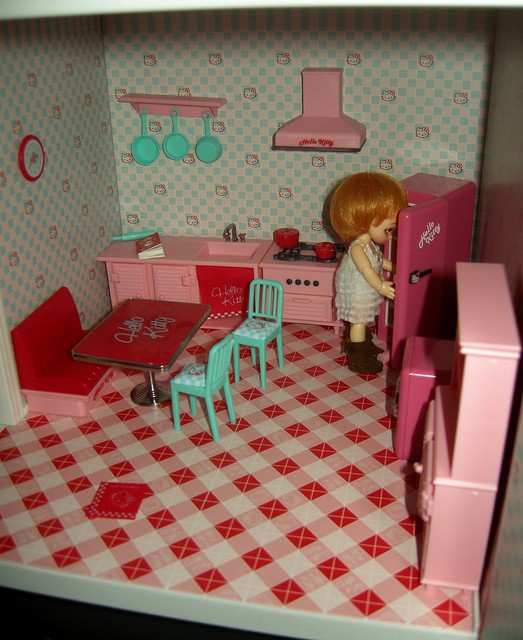 Hello Kitty dollhouse tour - kitchen | Flickr - Photo Sharing!
