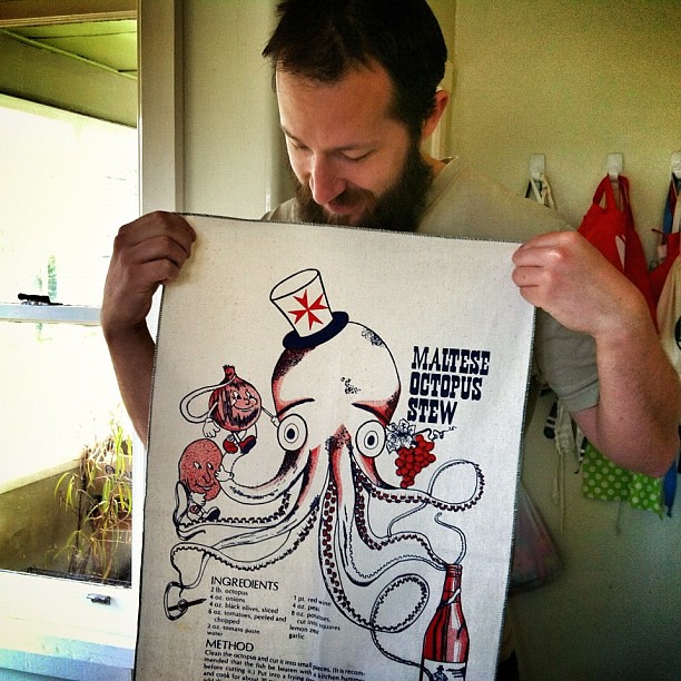 Could not go past this tea-towel at a garage sale this morning. So many awesome finds! #garagesale #octopus #socool