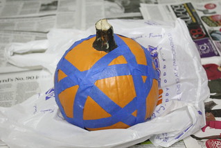 Halloween pumpkin: Step 2
