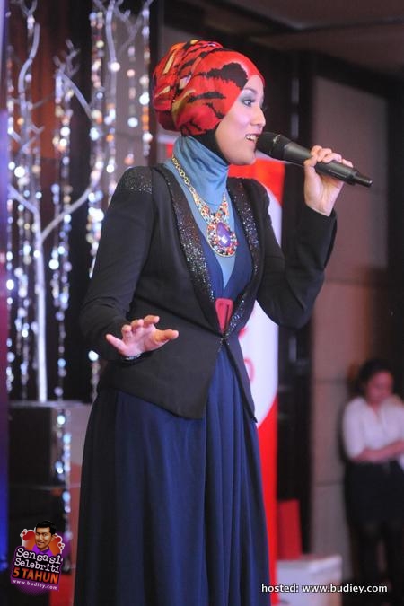 Shila Amzah sang her songs - Patah Seribu & Forever Love