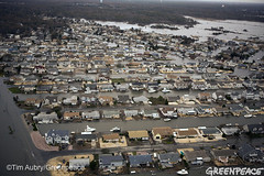 2012年珊蒂颶風重創紐澤西州。美國綠色和平Tim Aubry攝。
