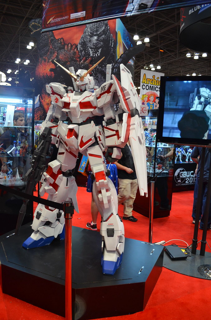 New York Comic Con 2012 Gundam