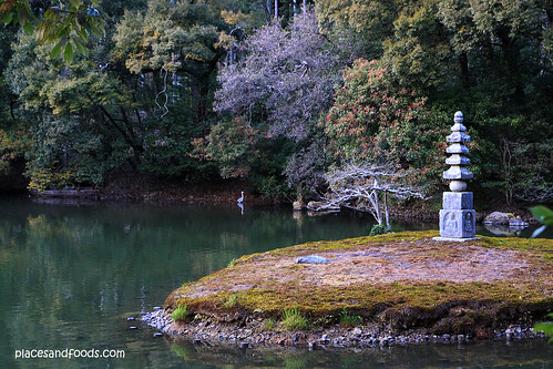 Kinkaku-ji 金閣寺 Golden Pavilion lake