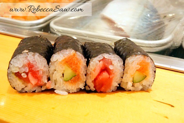 Tsukiji market - sushi dai - best sushi-038