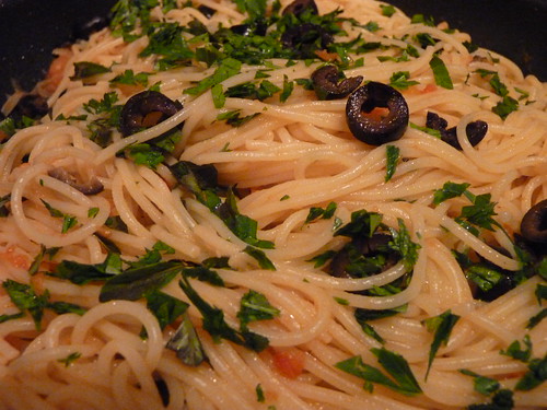 pasta olives 01