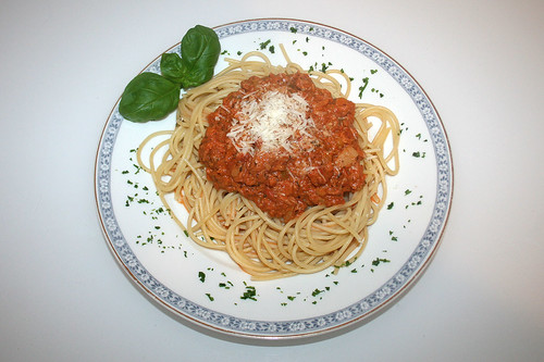 42 - Spaghetti al tonno - Gericht serviert