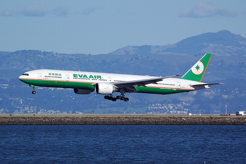 B-16712, B777-35EER EVA Air, BR18 TPE - SFO, San Francisco International (SFO), 27. 1. 2013