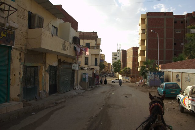 362 - Paseo en calesa en Aswan
