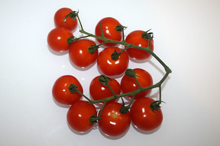 02 - Zutat Kirschtomaten / Ingredient cherry tomatoes