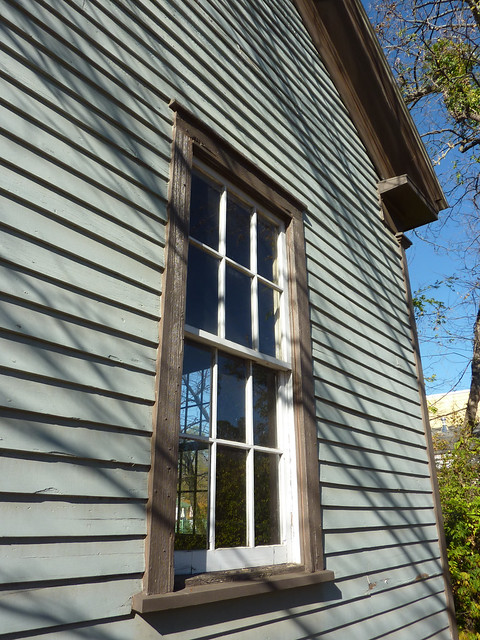 P1140137-2012-11-26-Decatur-Vernacular-Church-Street-circa-1870-Fraser-House-window