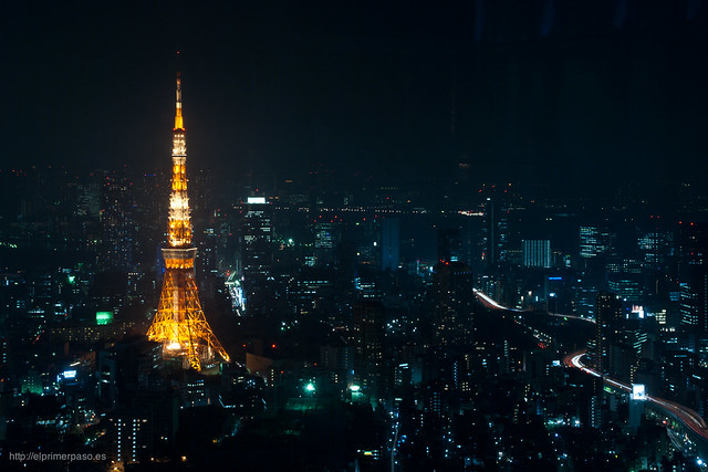Tokio - Roppongi y la Torre de Tokio desde la Torre Mori