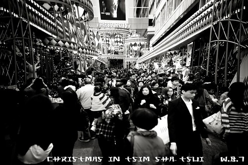 CHRISTMAS IN TSIM SHA TSUI by Colonel Flick/WilliamBanzai7