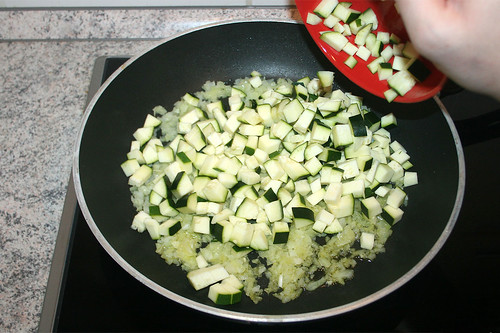 15 - Zucchini addieren / Add zucchini