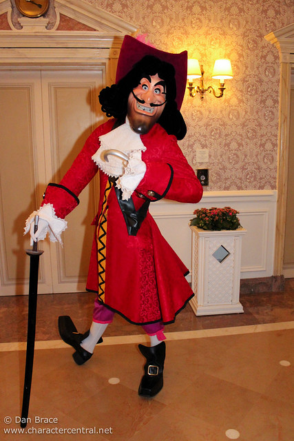 Halloween character fun at the Disneyland Hotel!
