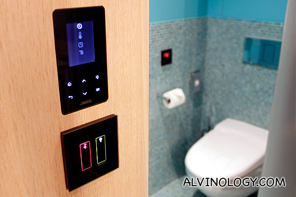 Love this - digital touchscreen sauna and bath settings