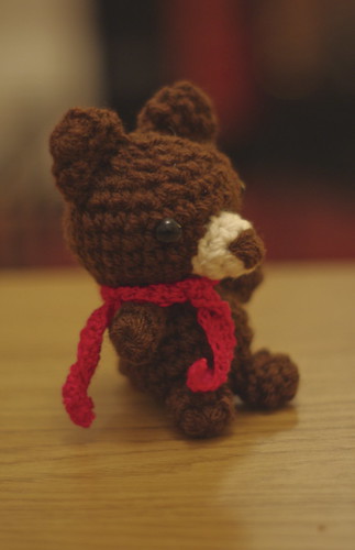 amigurumi #93 SS bear with a red scarf