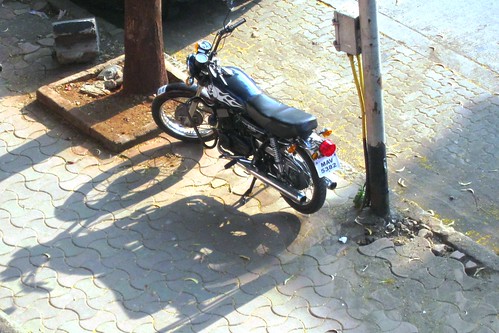 Shadow... by Yazed RD350 Lord