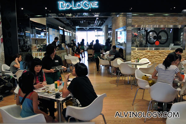Bologne Cafe in Harbour City was serving a specially created Doraemon menu in conjunction with the exhibition