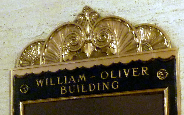 P1130735-2012-11-14-William-Oliver-Building-lobby-detail