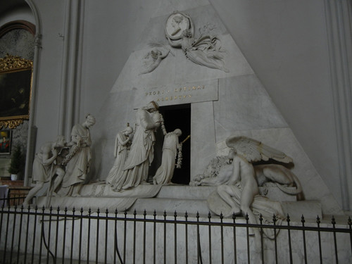 DSCN1752 _ Archduchess Maria Christina Tome by Antonio Canova, Augustinerkirche