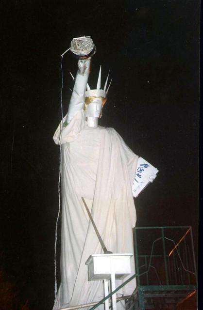 1996年南外艺术节，自由女神像